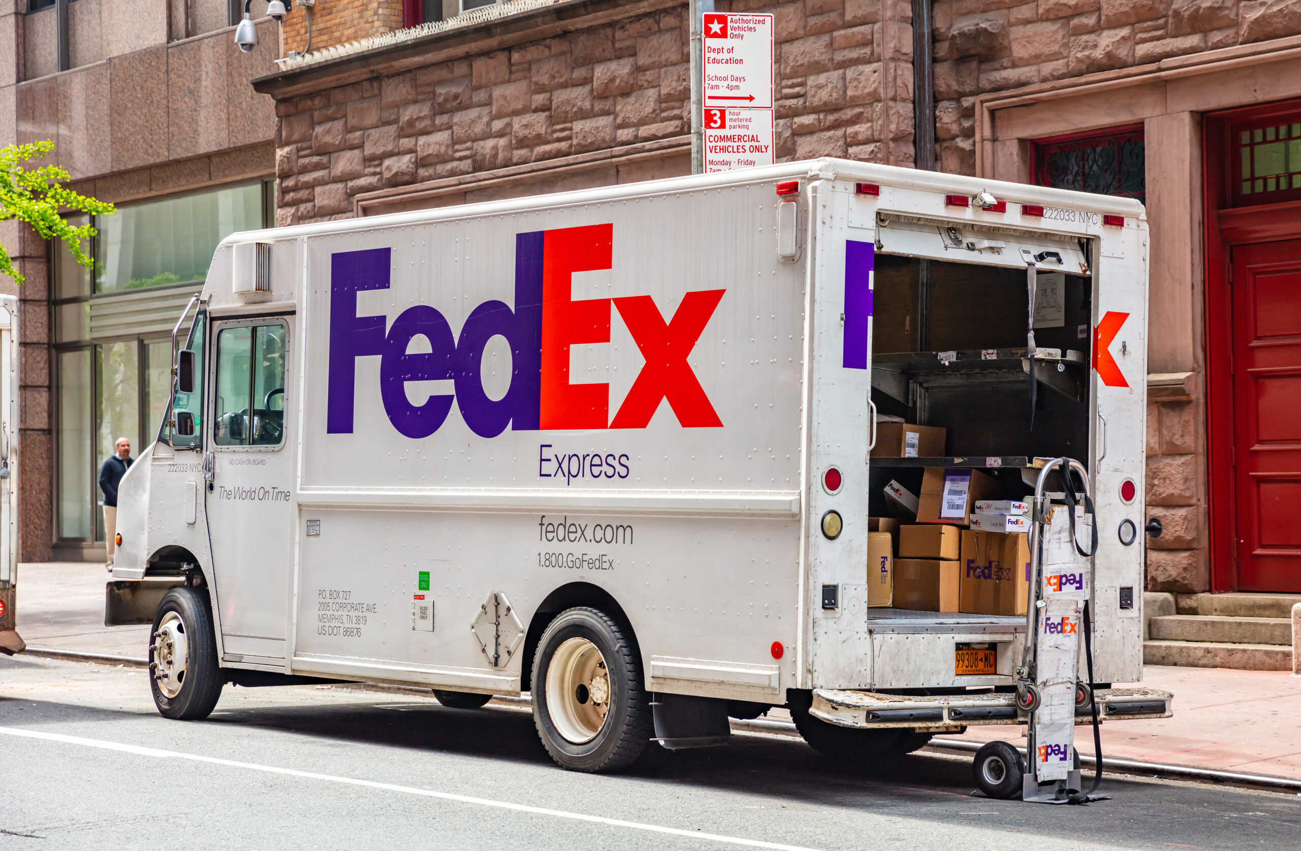 FedEx truck